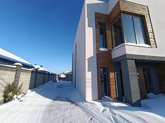 ЕКСКЛЮЗИВНА ПРОПОЗИЦІЯ!Великий Двоян із гаражем Рівне