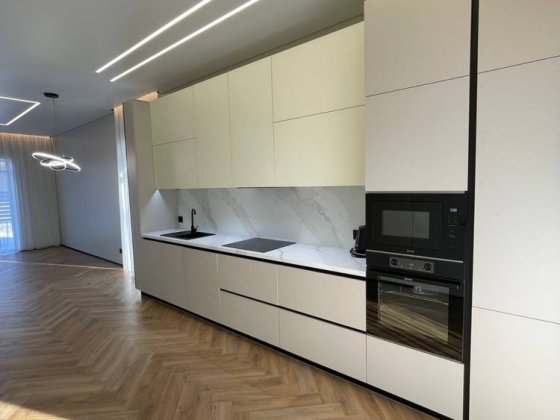 Продаж добротного будинку в престижній локації Ужгород