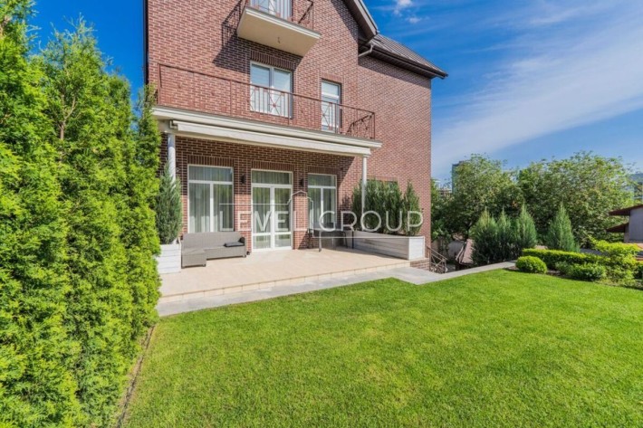 Продам будинок з дизайнерським сучасним ремонтом на Печерську! - фото 1