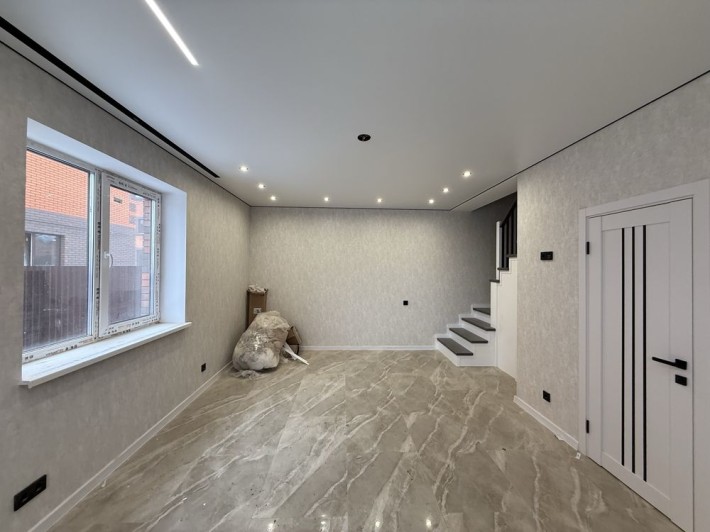 Квадродуплекс з Новим ремонтом провулок Світлий (Перемичка) - фото 1