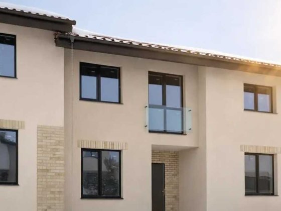 Продам ексклюзивний котедж на Щасливому Ровно