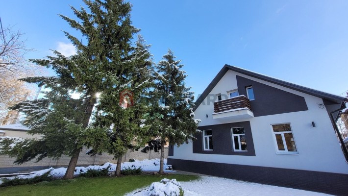 Гагаріна. Сучасний будинок з ділянкою 6 соток у топ-районі Дніпра - фото 1