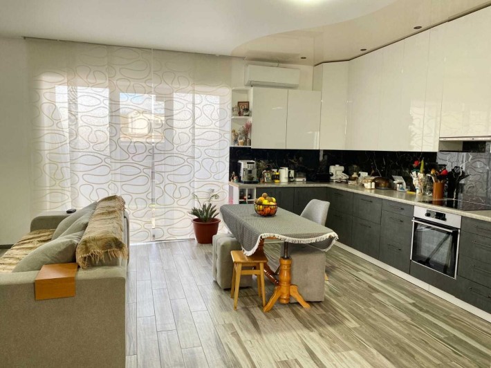 Продається котедж з ремонтом, вул. Олександрівська Код: 41875 - фото 1