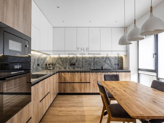 Продаж будинку / 250м2, 6-к, 3пов /Укриття/ Київ, Соломʼянка, Жуляни Киев