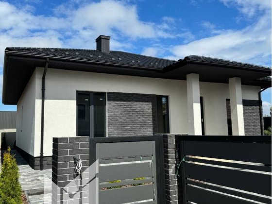 Продається одноповерховий будинок  в с.Годилів Годилів