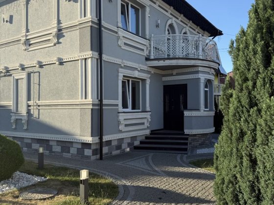 Продаєтсья елітний будинок Годилів Годилів