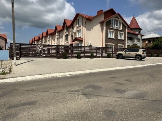 Продаж; таун-хаус; Чернівці; В. Кучурів; Великий Кучурів