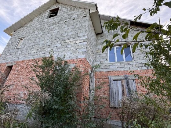 Продам недобудований будинок у м. Кіцмань Кіцмань