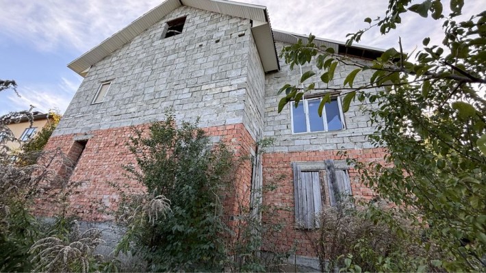 Продам недобудований будинок у м. Кіцмань - фото 1