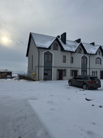 Продам таунхаус з ремонтом - фото 1