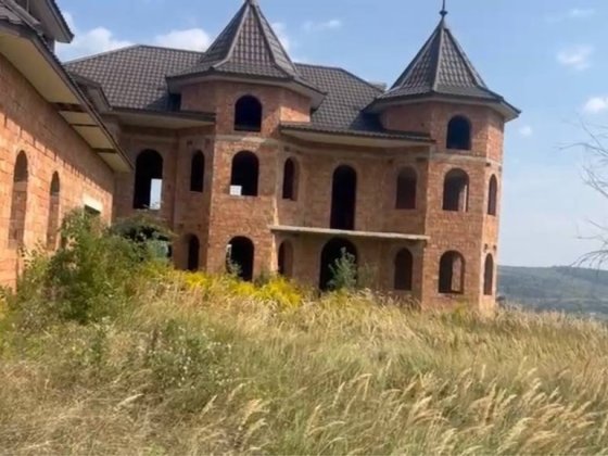 Будинок біля Чернівців Заволока