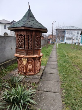 Гарний маєток шукає свого власника у с.Лужани Кіцманського р-ну.Центр. - фото 1