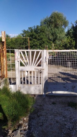 Продам два дачных участка с домом - фото 1