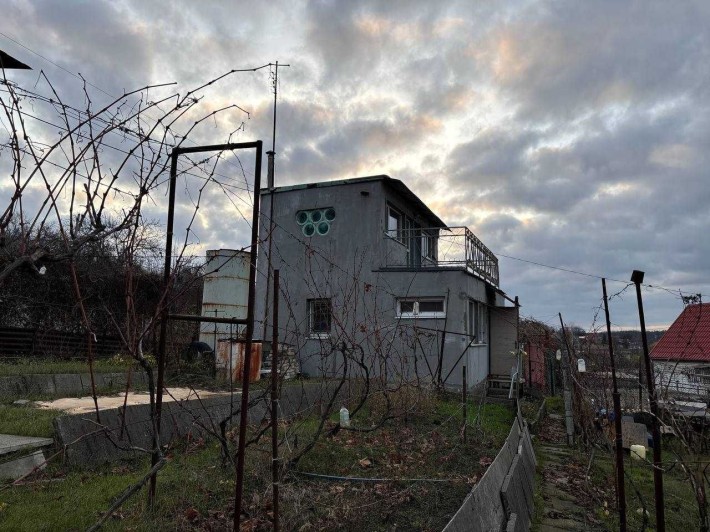 Дачний будинок з територією та власним виходом до води - фото 1