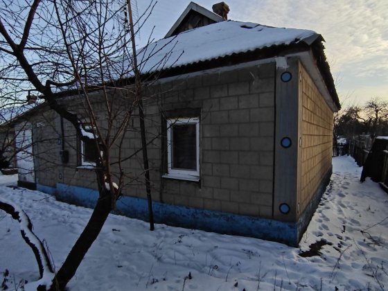 Продам будинок. Центр Курилівки. Всі комунікації заведені в будинок