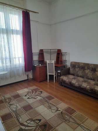 Берегове,ЦЕНТР СЕЧЕНІ/магазин Амбар/,здам 1к.кв.довготривало - фото 1