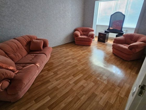 Сдам 2 квартиру на длительный  срок Каменское