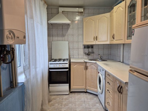 Сдам  4 к  квартиру,р-н Центра с А.О Каменское