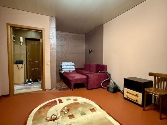 Оренда 1 кім. 10 мкрн. Лівий берег Каменское