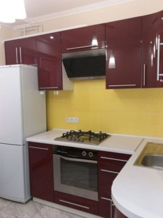 Сдам 1-2х к комн комнатную кв-ру 12000 Левый берег - фото 1