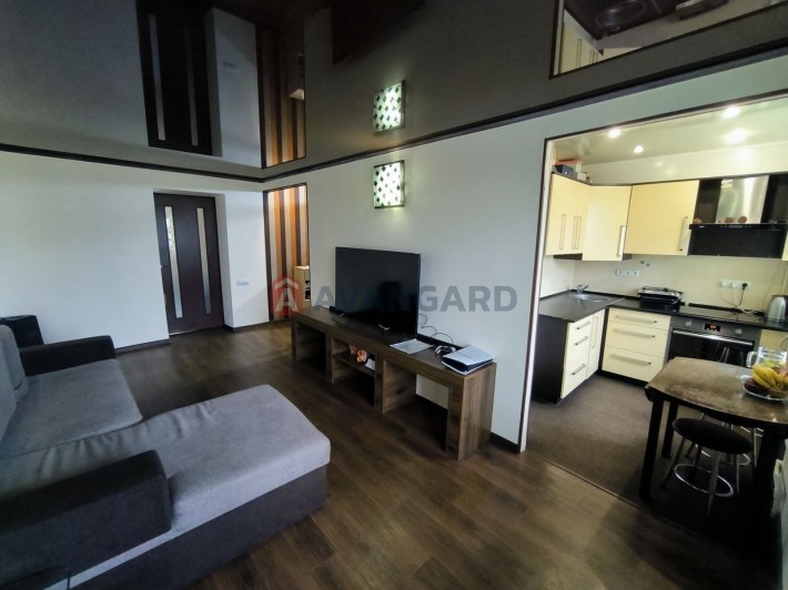 Оренда 2 кімнатної квартири в районі 9-ї лікарні - фото 1