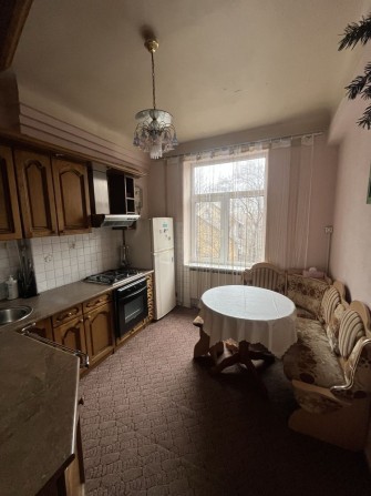 Оренда 2х кімнатна в центрі міста - фото 1