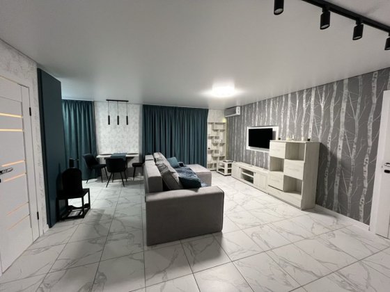 Аренда 2К квартиры Центр / Республиканская: Стиль и уют (2-я сдача) Каменское