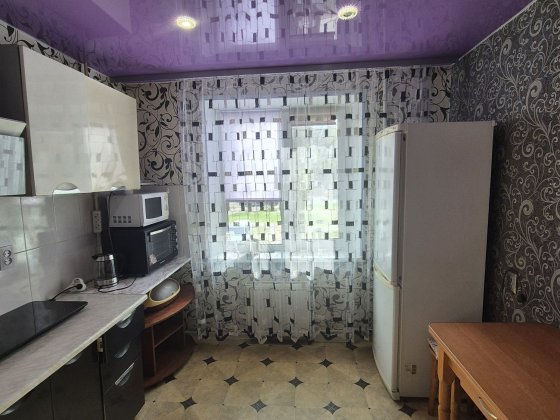 Сдам  3 к квартиру, левый берег. Каменское