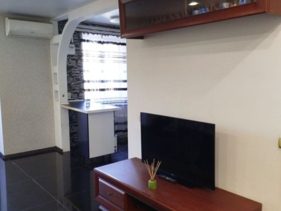 Сдам 1 к комн комнатную кв-ру 9500 Правый берег Кам'янське