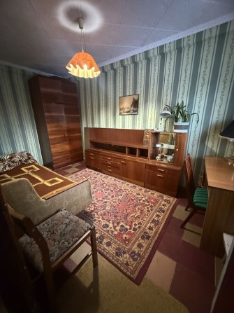 Сдам в долгосрочную аренду  3 комнатную квартиру - фото 1