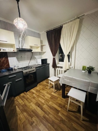 Сдам 2х комнатную квартиру - фото 1