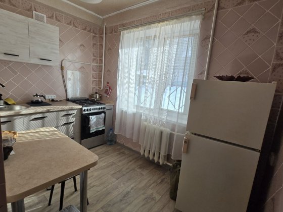 Сдам 2-комнатную квартиру р-н Черёмушки Каменское