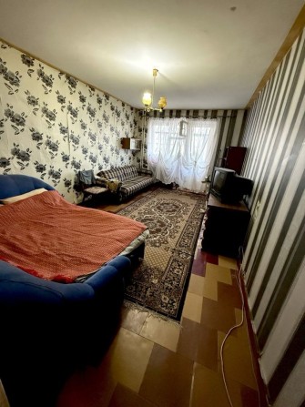 Аренда 1 комнатной КРУПНОГАБАРИТНОЙ   квартиры на 2мкр - фото 1