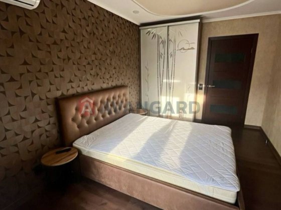 Сдам 1-2х к комн комнатную кв-ру 15000 Левый берег Кам'янське