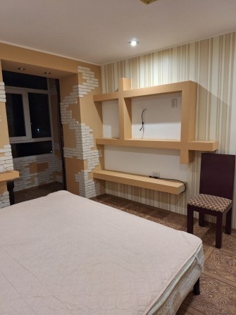 Здам трикімнатну квартиру - фото 1