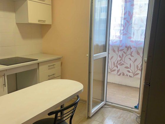 Сдам на год и более 1 комнатную квартиру в Цветном Бульваре Черноморск