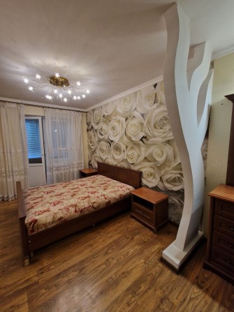 Аренда большой квартиры возле Дворца спорта - фото 1