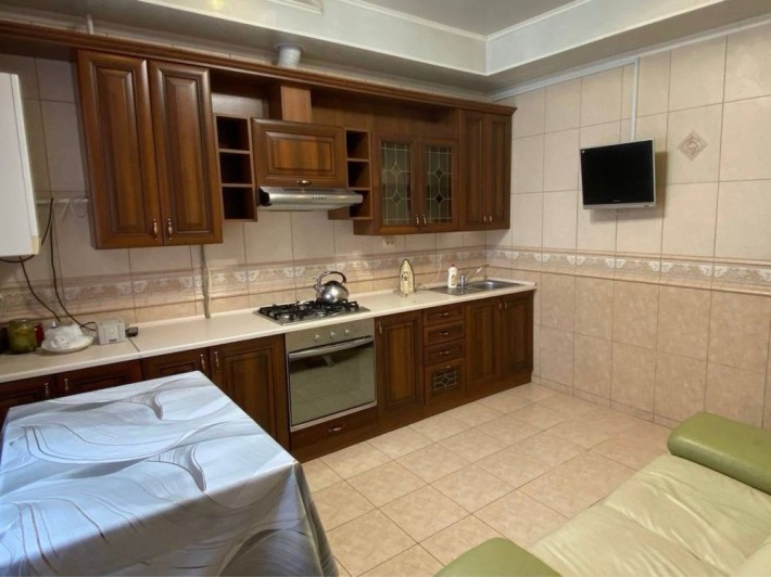 Здам простору 1-кімнатну квартиру на тривалий термін - фото 1