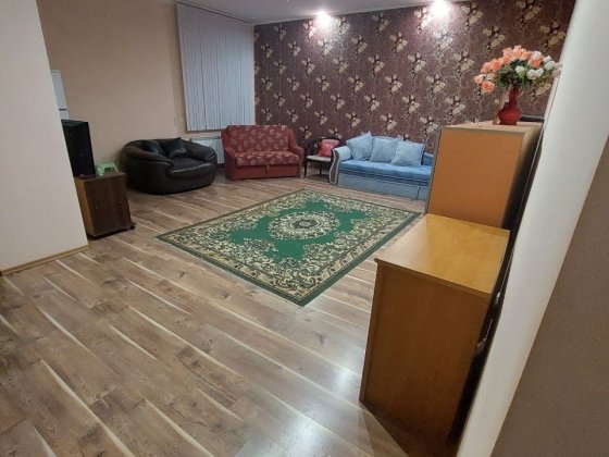 Сдам 3 ком квартиру  на низком этаже,газ! Черноморск