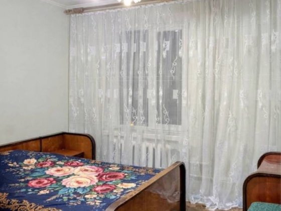 Оренда 2 кімнатної секції на Мікрорайоні Каменец-Подольский