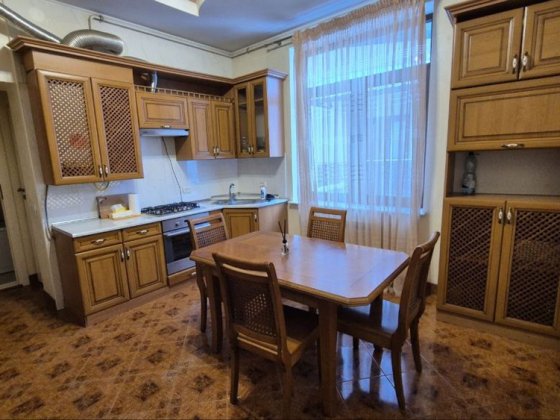 Здам 2 кв центр міста Каменец-Подольский