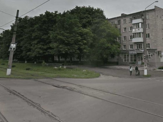 Оренда! Центр, 2 кімнати, 1й поверх- 3000 грн/міс