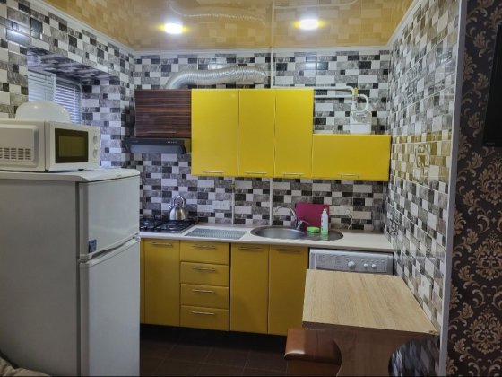 Здам квартиру трехкімнатну Конотоп