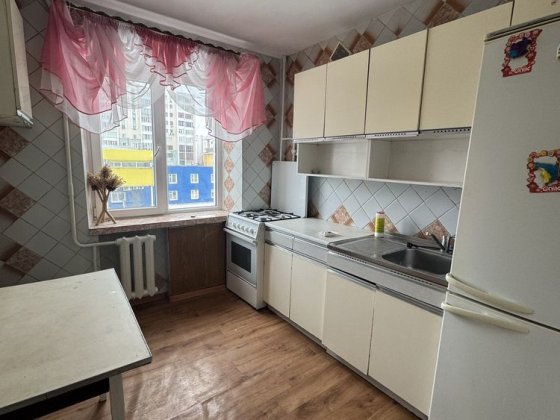 Здам 2 к квартиру в самому центрі Каменец-Подольский