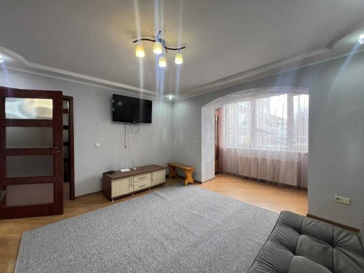 Велика 3к квартира біля парку Трильовського - фото 1