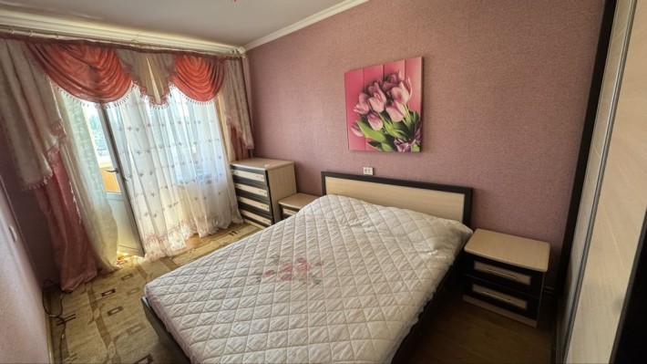 Здам затишну 3-и кімнатну квартиру на мікрорайоні - фото 1