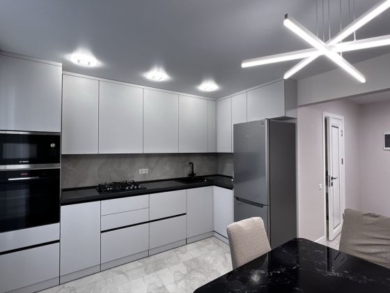 Здам 1-кімнатну квартиру з ремонтом в новобудові в центрі Каменец-Подольский