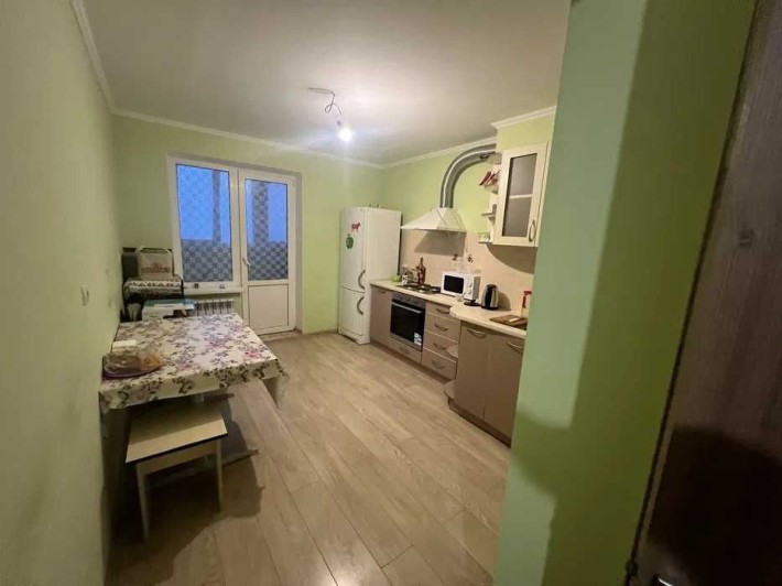 1к кв. 43м², Доківська 10. Працює ліфт, вода та опалення при блекауті - фото 1