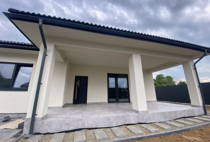 Продам новий будинок в Ужгороді типу "американка" - фото 1