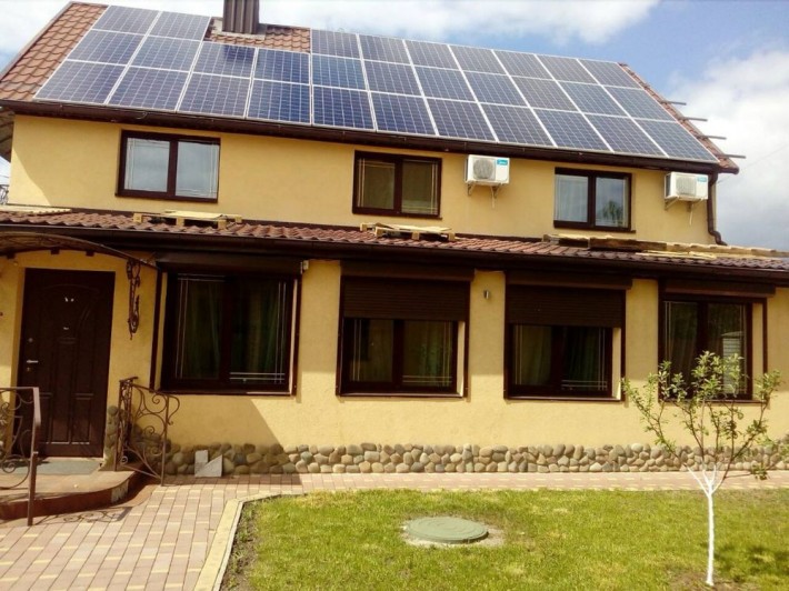 Будинок з окремою банею і басейном - фото 1